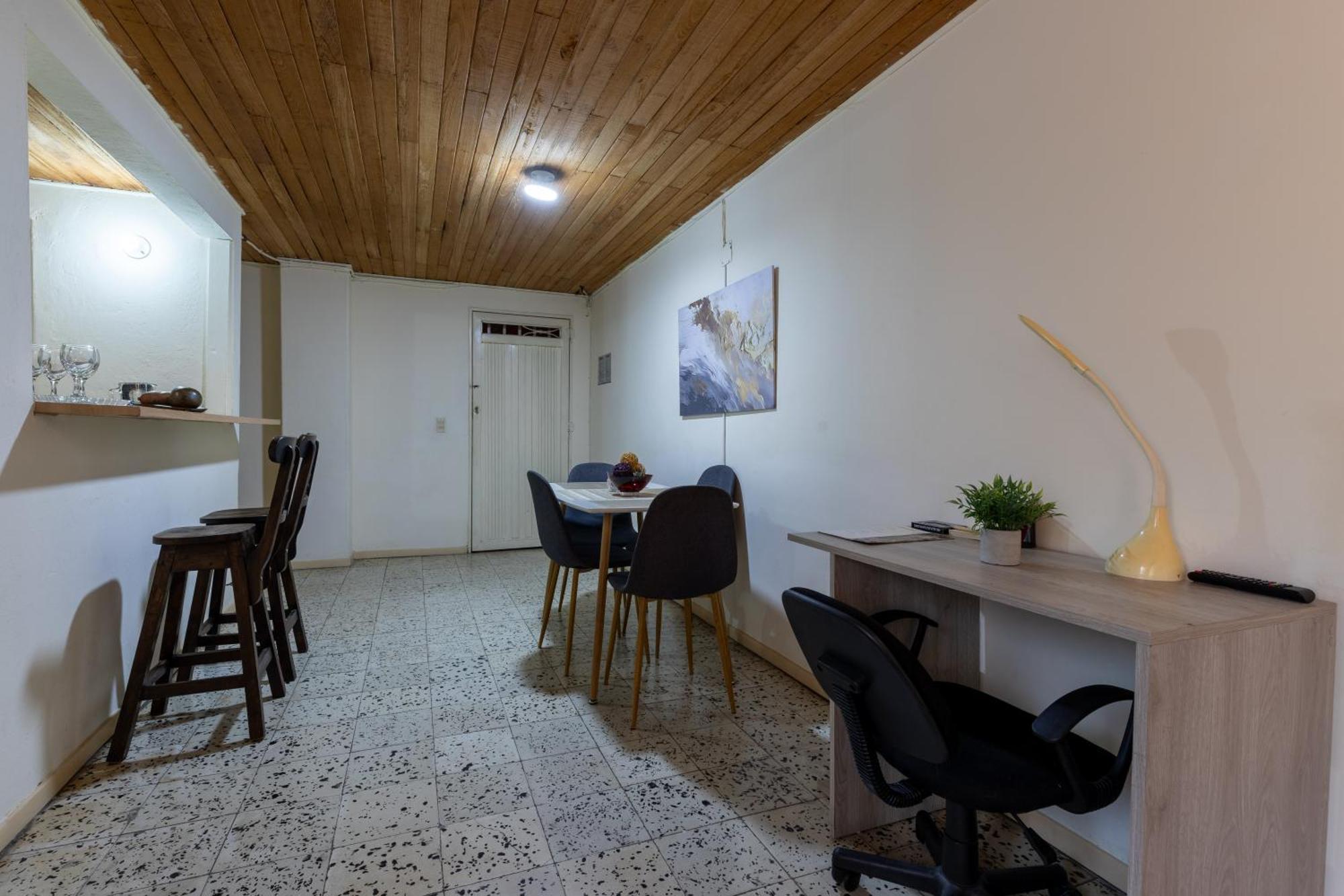 Grande, Hermoso, Acogedor Y Privado Appartement